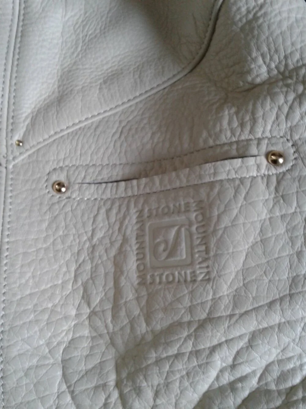 Stone Mountain Beige Purse